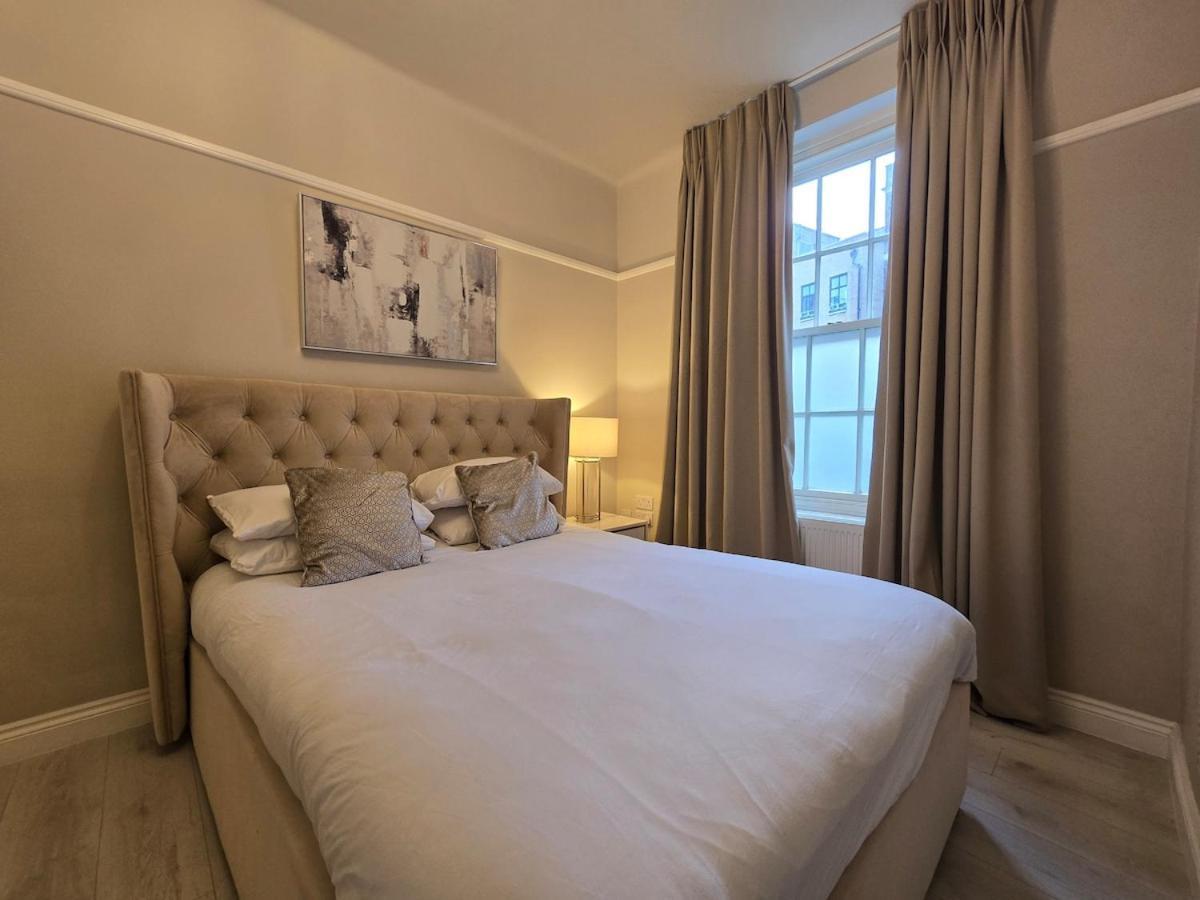 2bd Westminster Charming Nest *